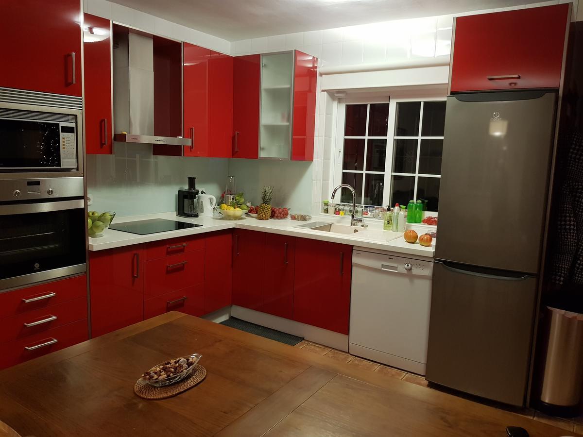 Villa - Zeezicht, Zwembad Nerja Bagian luar foto