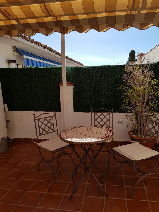 Villa - Zeezicht, Zwembad Nerja Bagian luar foto