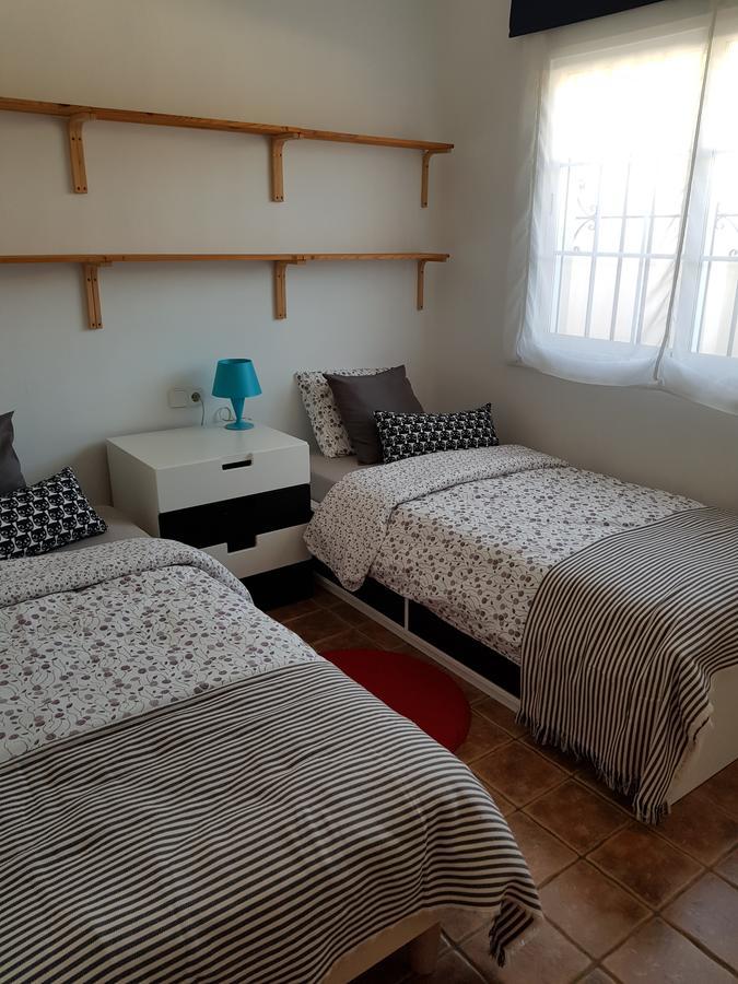 Villa - Zeezicht, Zwembad Nerja Bagian luar foto